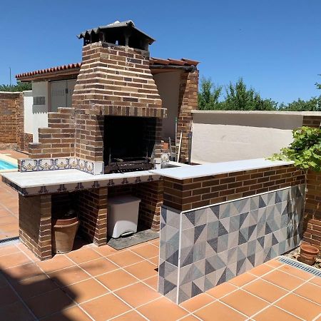 Chalet Villa Maria A 10 Minutos De Puy Du Fou Burguillos de Toledo المظهر الخارجي الصورة